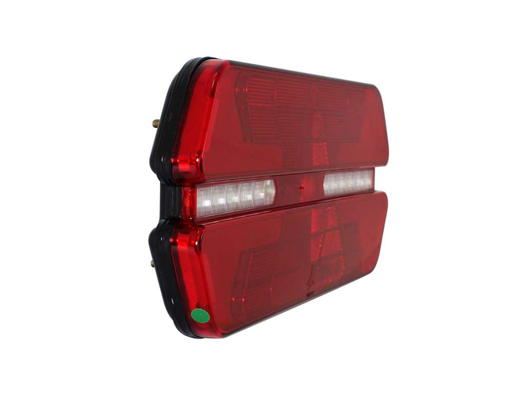 FARO TRASERO UNIV. LED 24V. DERECHO