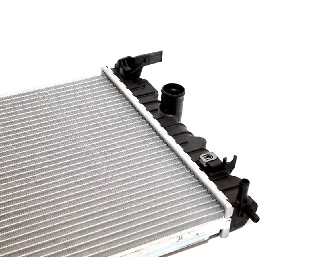RADIADOR MOTOR (M/T C/A.A.)