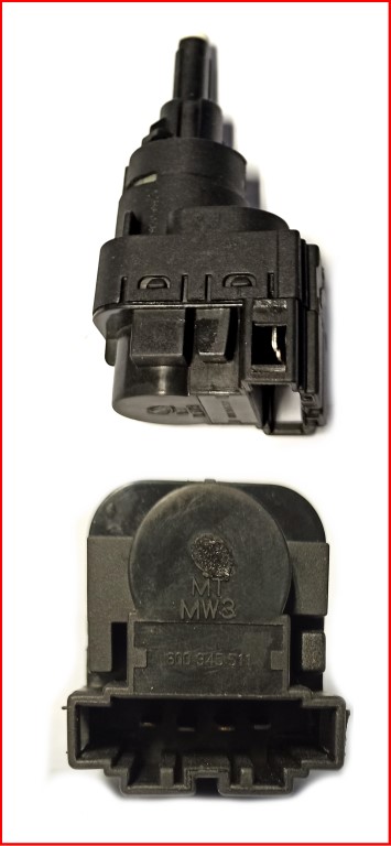 BULBO FRENO VW FOX-GOL-GOLF (4 TERMINALES)