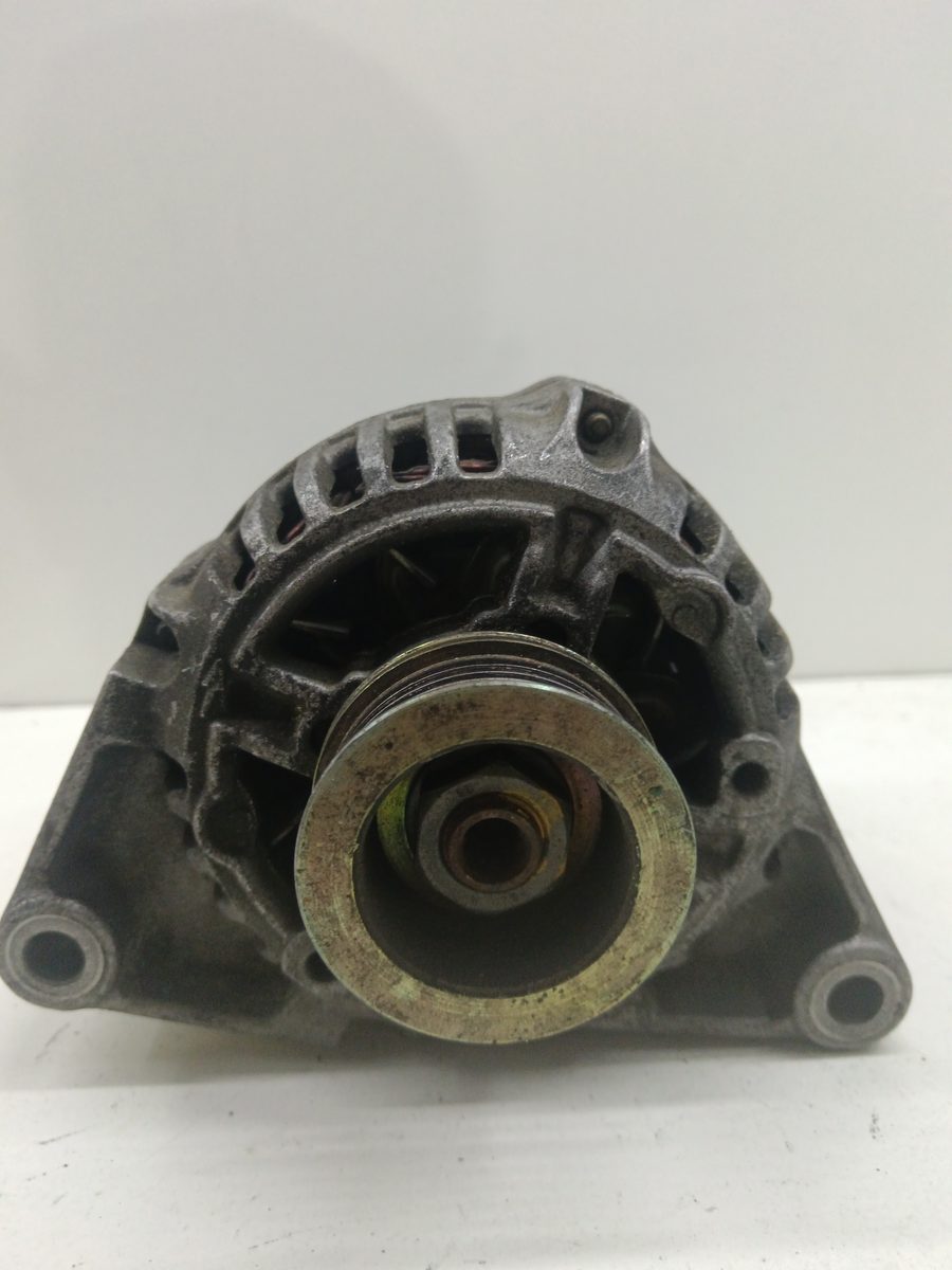 Alternador Opel Corsa B 1993-1997 1.4 CAT (2H6) 1.4L 44kW 0123110008