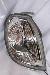 Faro delantero derecho