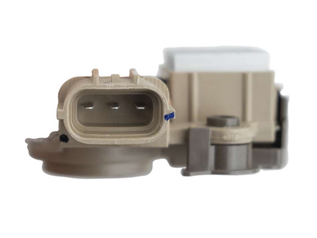 REGULADOR ALTERNADOR MITSUBISHI GEELY PANDA LC/CHINOS 3 TERMINALES
