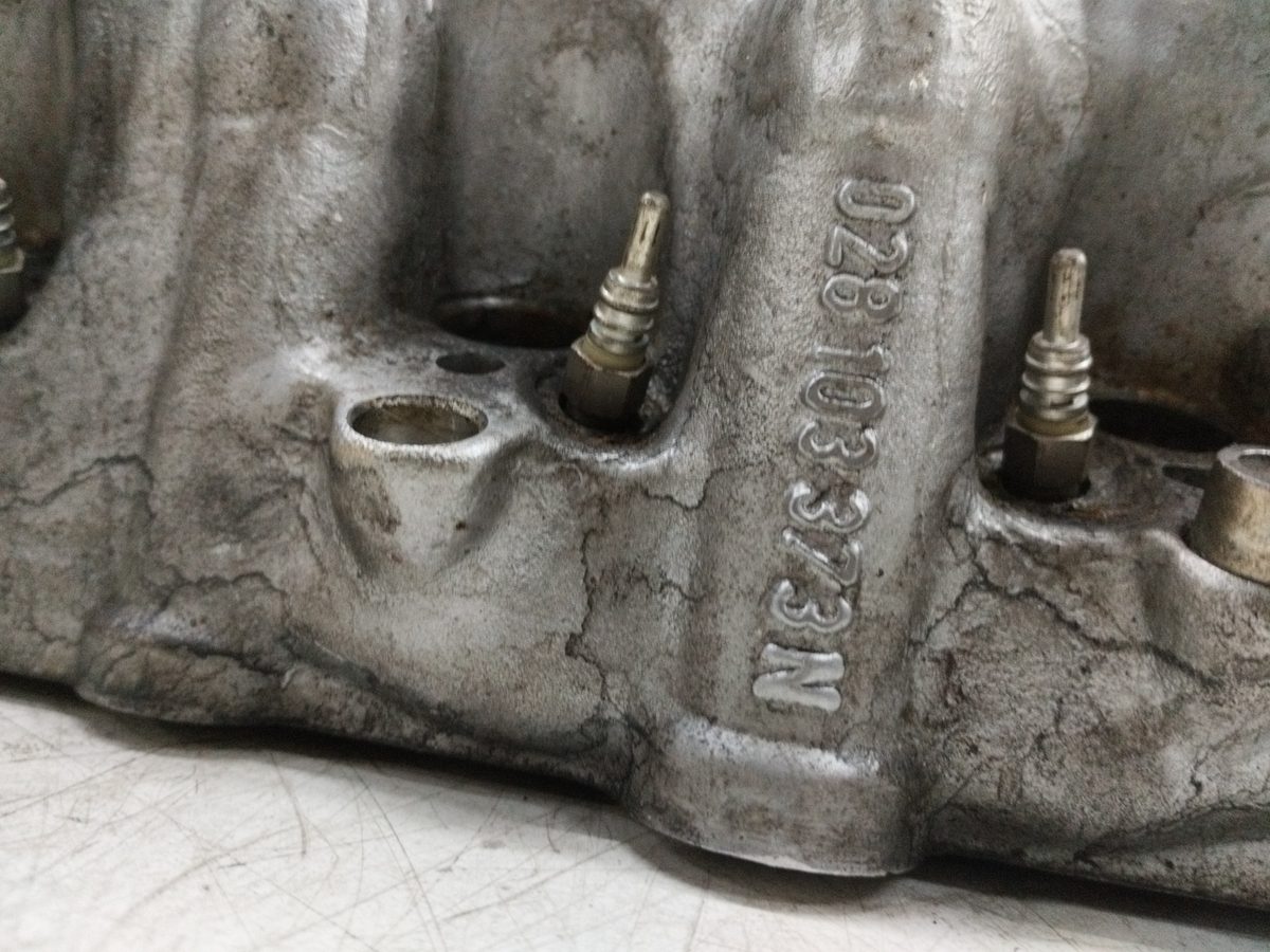 Tapa De Cilindros Volkswagen Vento (1H2) 1991-1999 1.9 TDI 1.9L 66kW 028103373N