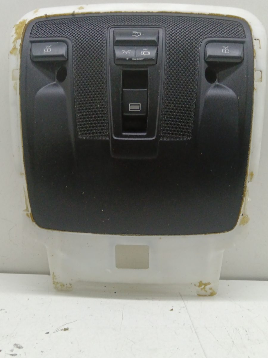 Luz Interior Mercedes-Benz Clase Gls (W166) 2015-Actualidad * A0009000902