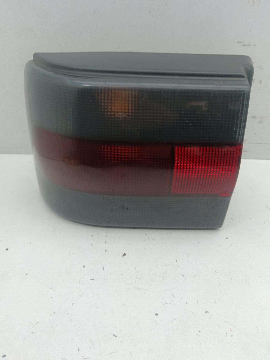 Farol Trasero Izquierdo Exterior Renault 19 Hatchback (B/C53) 1988-Actualidad GTR KAT