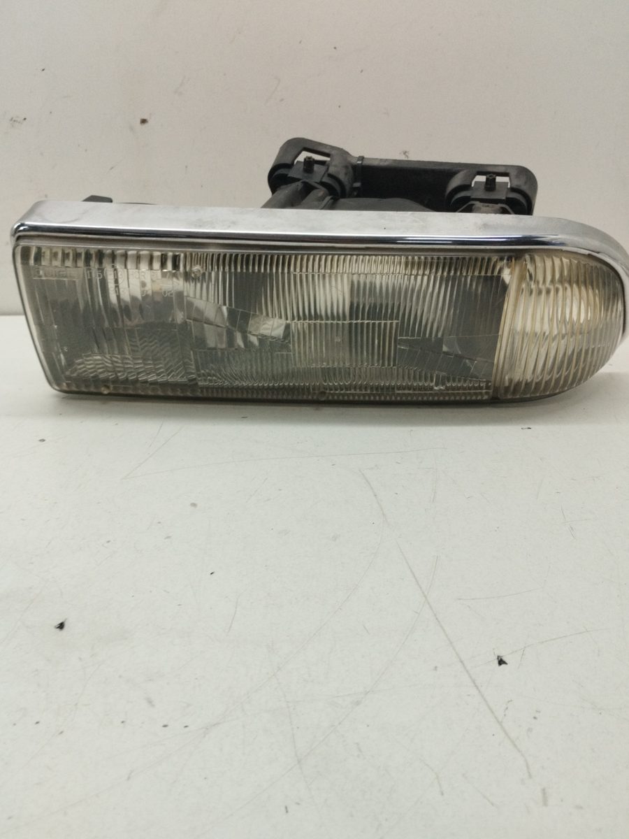 Faro Delantero Izquierdo Chevrolet Blazer (NEU) 1994-2001 Básico 16525713