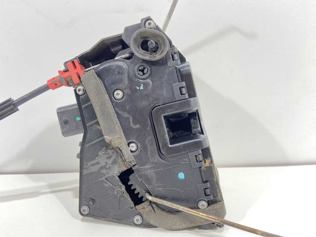 Cerradura de puerta trasera izquierda Chevrolet Onix MK1 , Ref: 9854-S2C8
