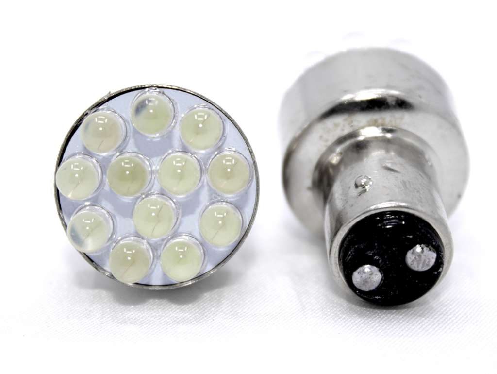 LAMPARA LED 24V. 2P. 21/5W. BLAN. JGO