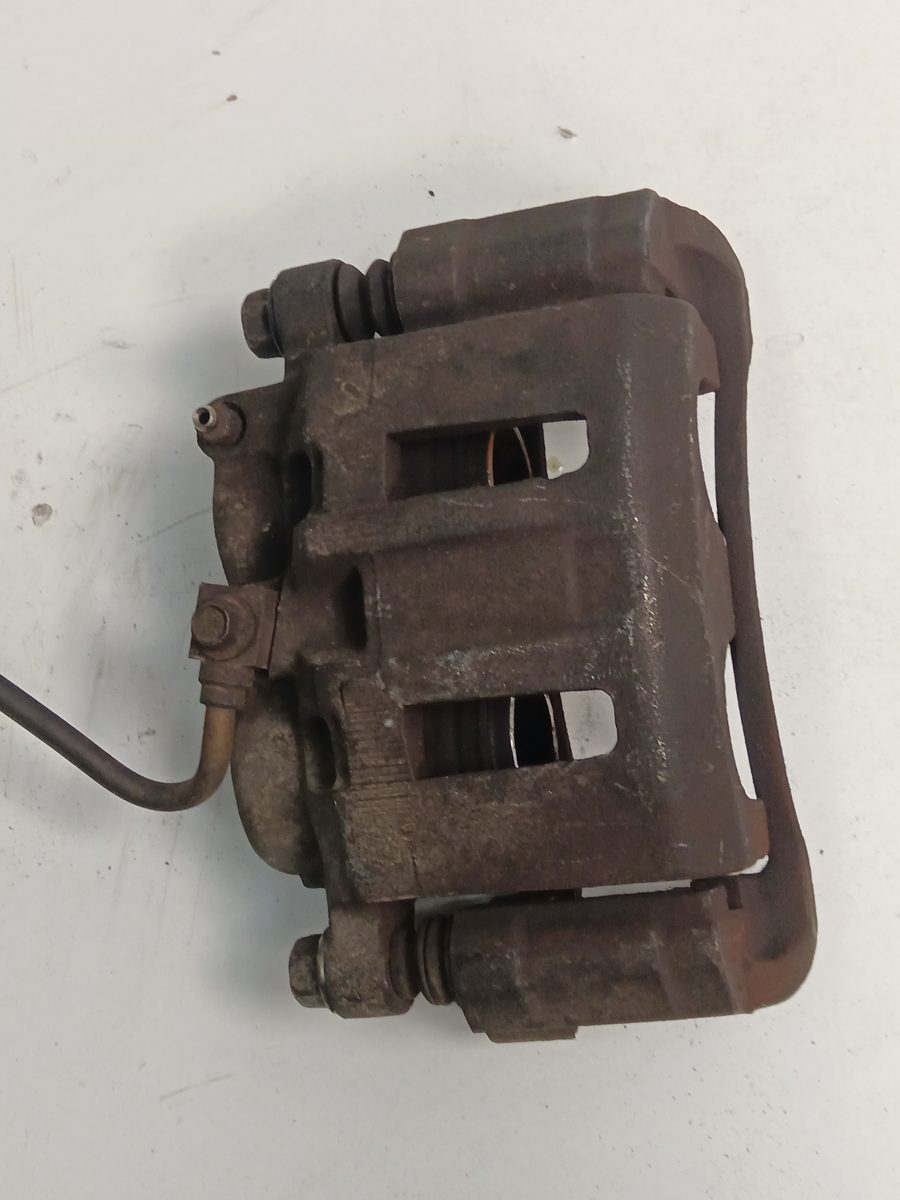 Mordaza De Freno Delantera Derecha Chevrolet Blazer (NEU) 1994-2001 4WD Lux Automático