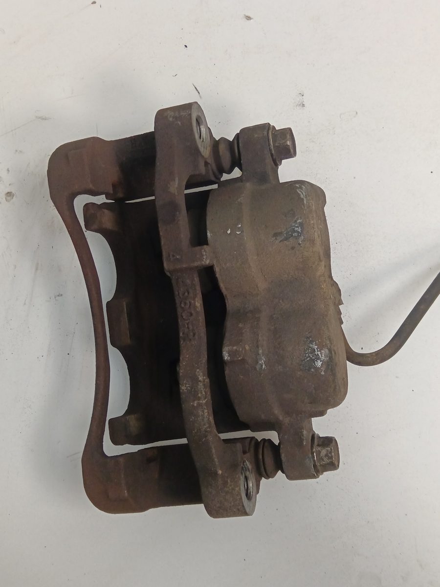 Mordaza De Freno Delantera Derecha Chevrolet Blazer (NEU) 1994-2001 4WD Lux Automático