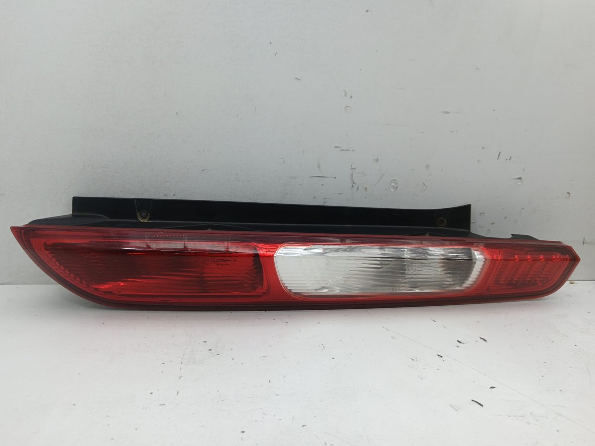 Farol Trasero Derecho Interior Ford Focus Lim. (CB4) 2007-2011 ECOnetic