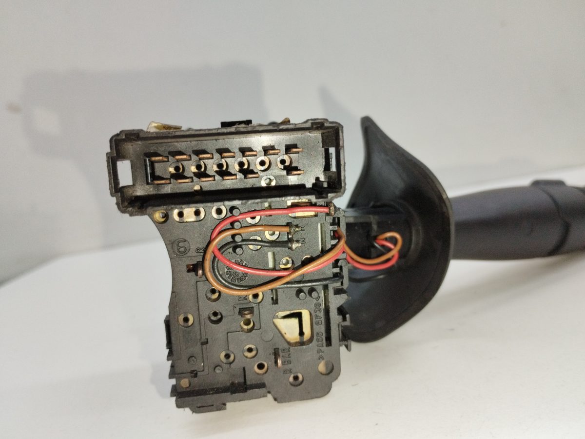 Llave Luces Renault Logan 2005-2012 1.5 dCi Diesel FAP CAT 1.5L 55kW 8200213173