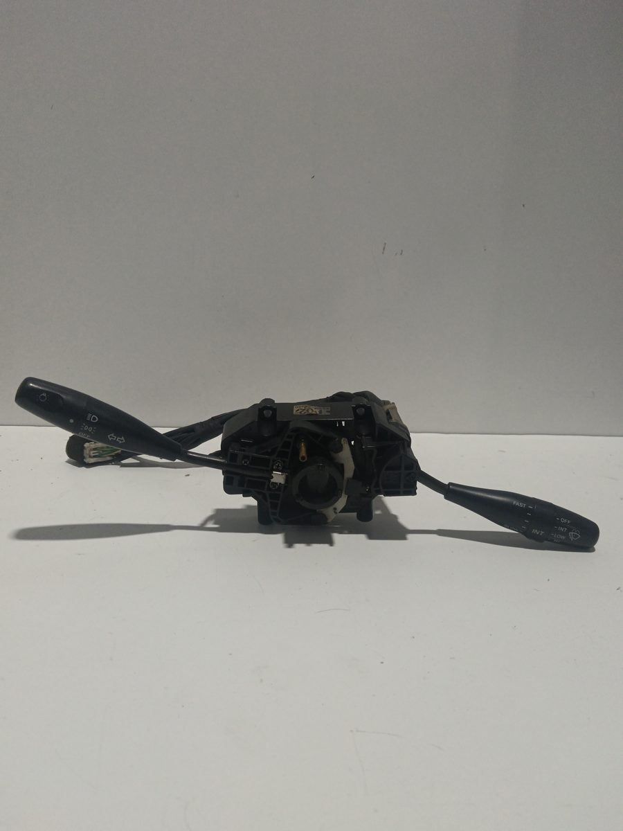 Llave De Luces Y Señalero Hyundai Accent (X3) 1994-1997 1.3 GLS Automático 9340022050