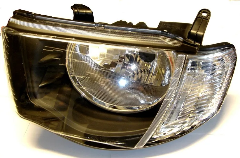 Semieje delantero izquierdo Mitsubishi L200