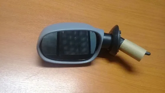 Espejo retrovisor exterior derecho manual