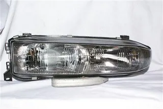 Faro delantero derecho