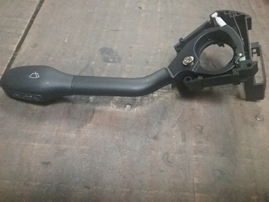 LLAVE L/PARABRISA VW GOL II 95 (DEL-TRA)