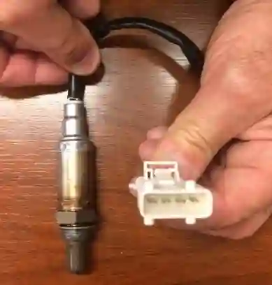 Sensor de oxígeno Lambda de 4 cables con ficha pequeña y 400mm de longitud
