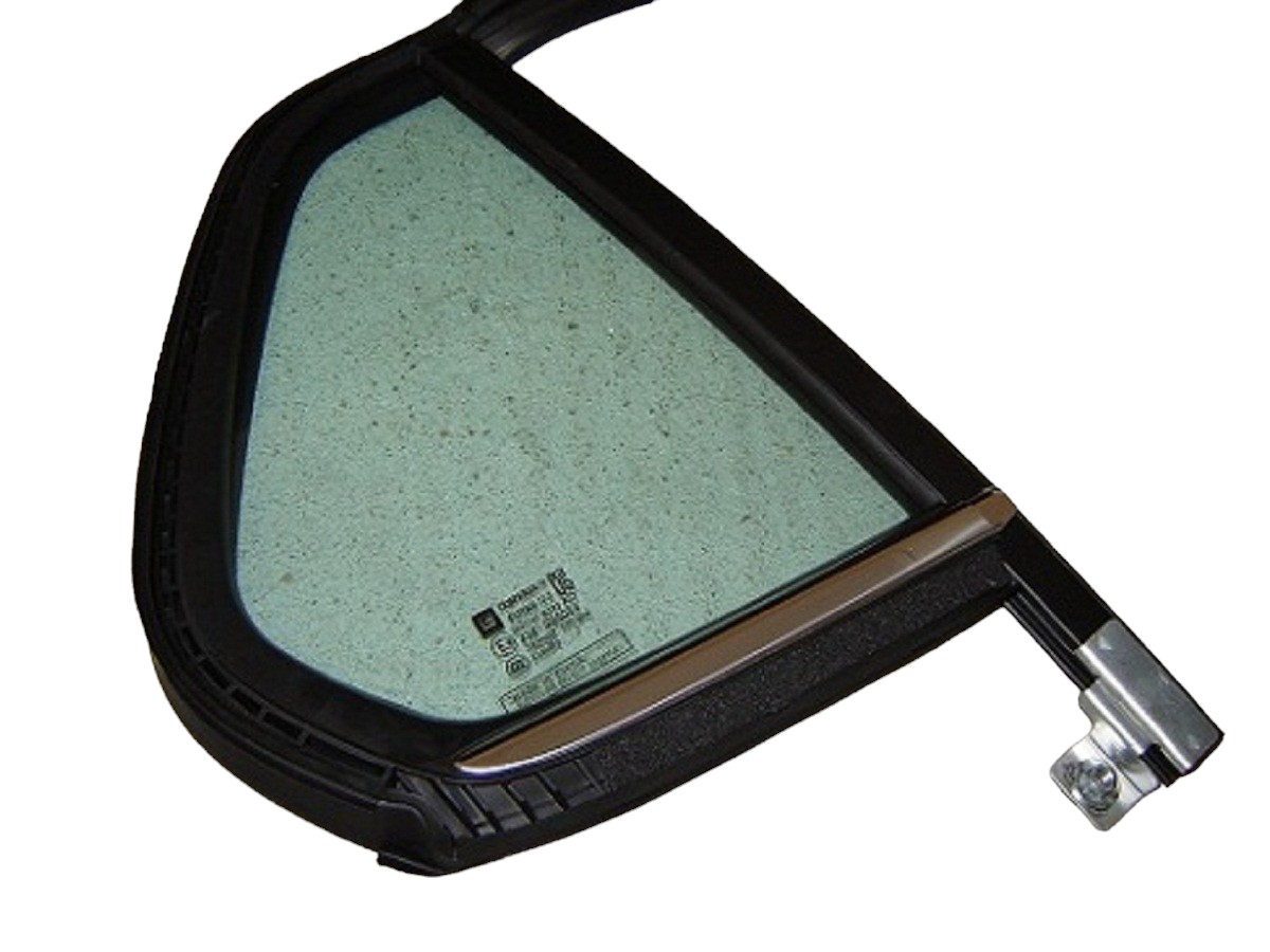 VIDRIO FIJO LATERAL TRASERO DERECHO CHEVROLET TRACKER 2013