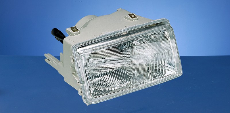 SEMIOPTICAS RENAULT TRAFIC 93/00 DERECHA VIC
