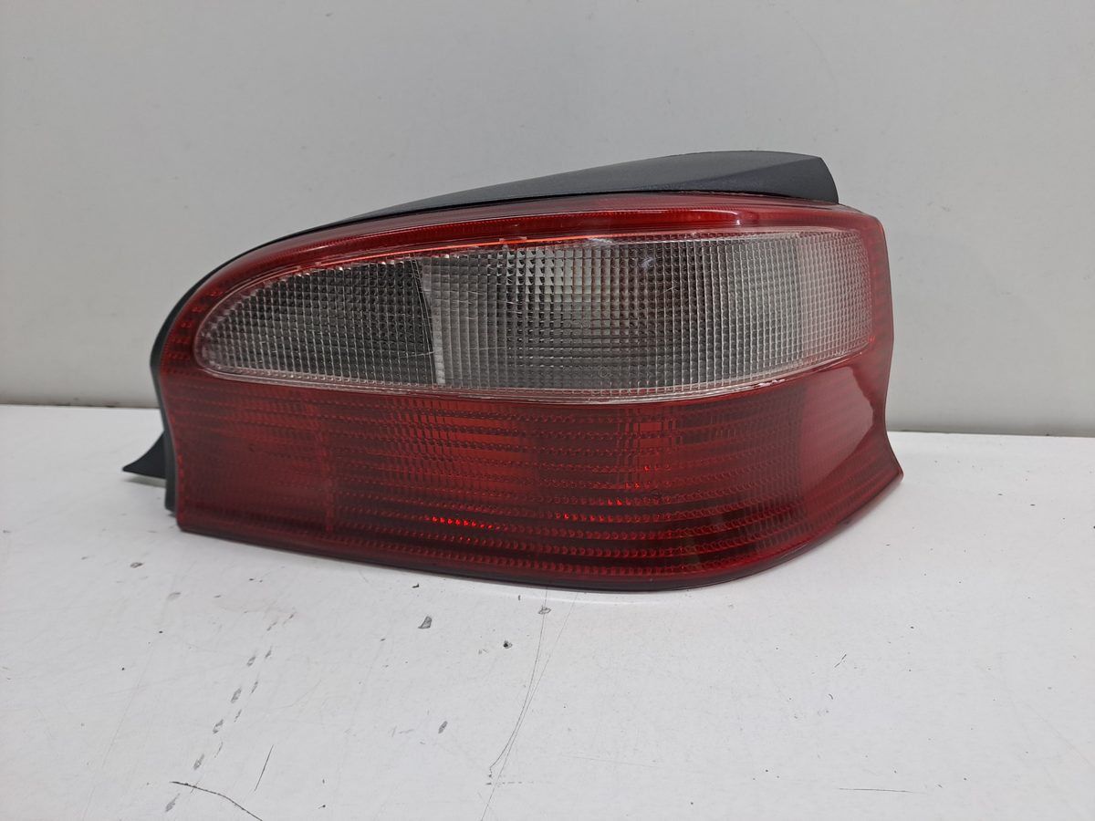 Farol Trasero Derecho Exterior Citroën Saxo 1996-2000 Seduction