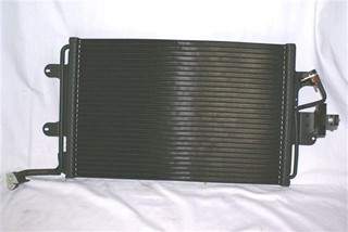 CONDENSADOR AIRE VW GOLF IV