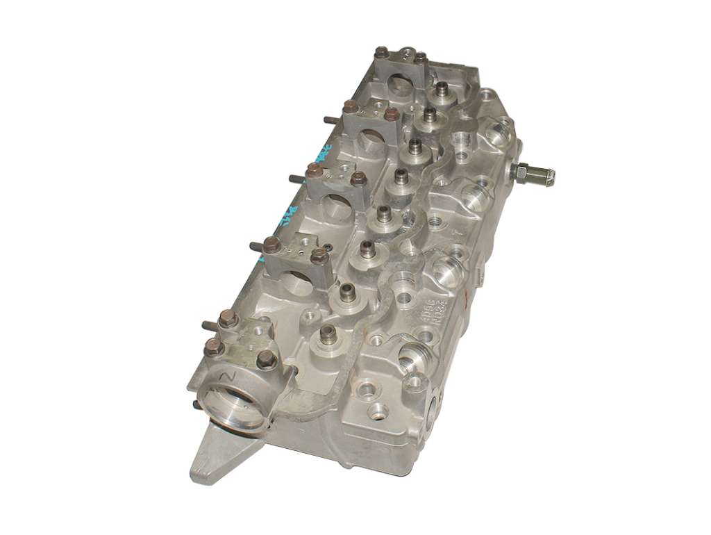 TAPA CILINDRO HY H100/MI L200 96 ->