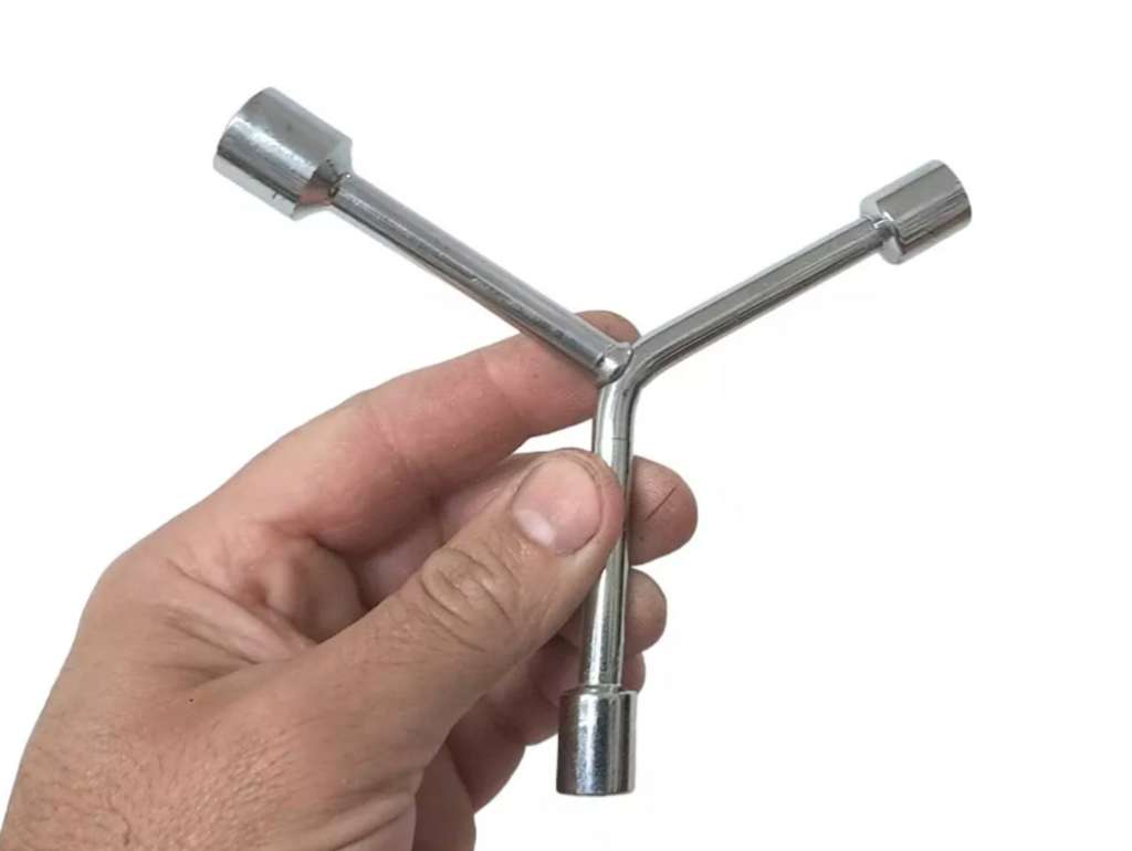 Llave hexagonal universal en forma de Y de 9, 11 y 13 mm