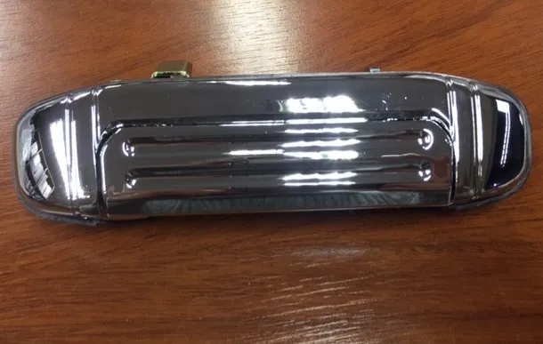 Manija de puerta exterior trasera derecha