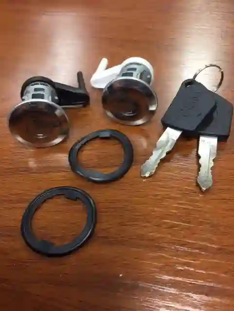 CILINDROS PUERTA PEUGEOT 206