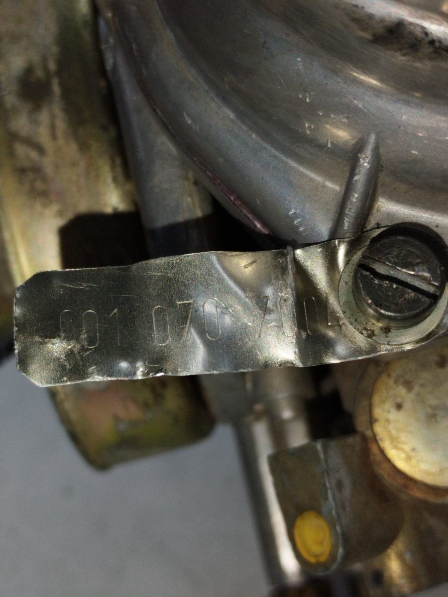 Carburador Mercedes-Benz Clase C (W201) Berlina 1982-1993 E 190 (201.024) 0010707004