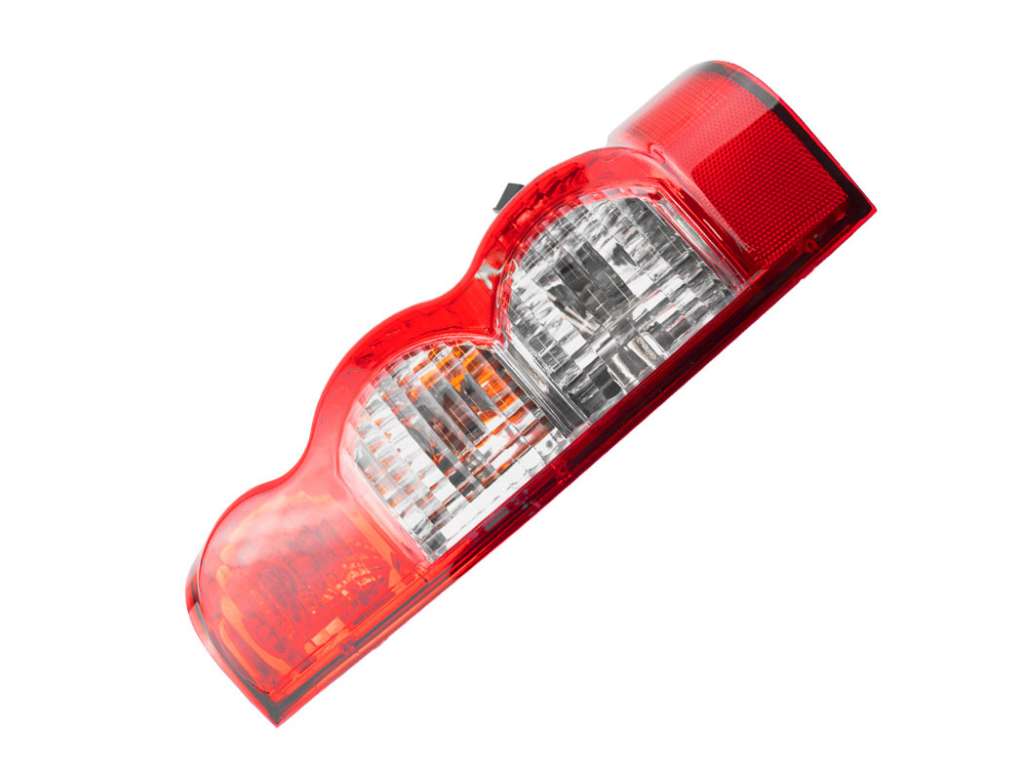 FARO TRASERO GWM WINGLE 5 DERECHO