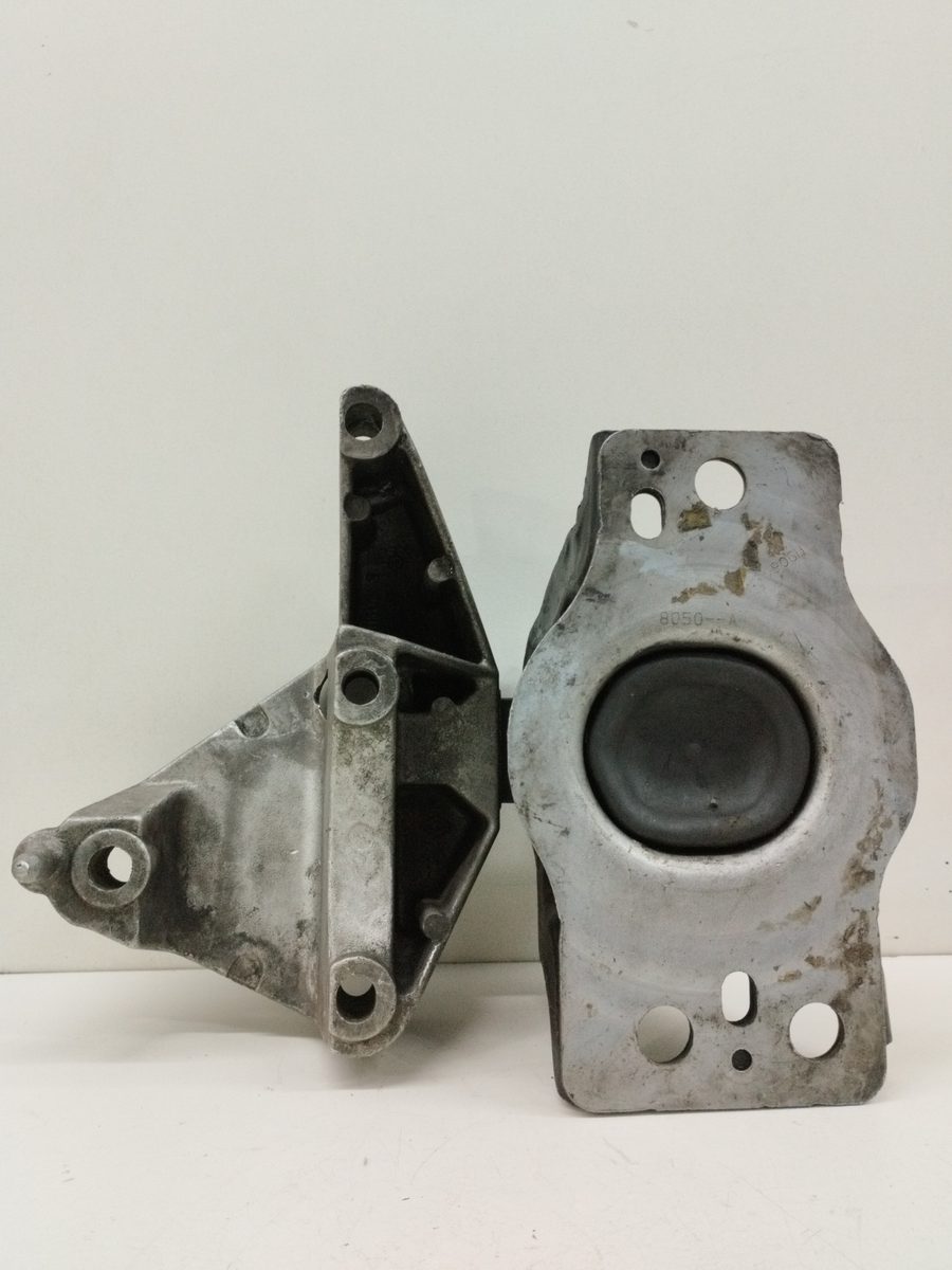 Soporte Motor Derecho Renault Megane Ii Berlina 5p 2002-2009 8200592642