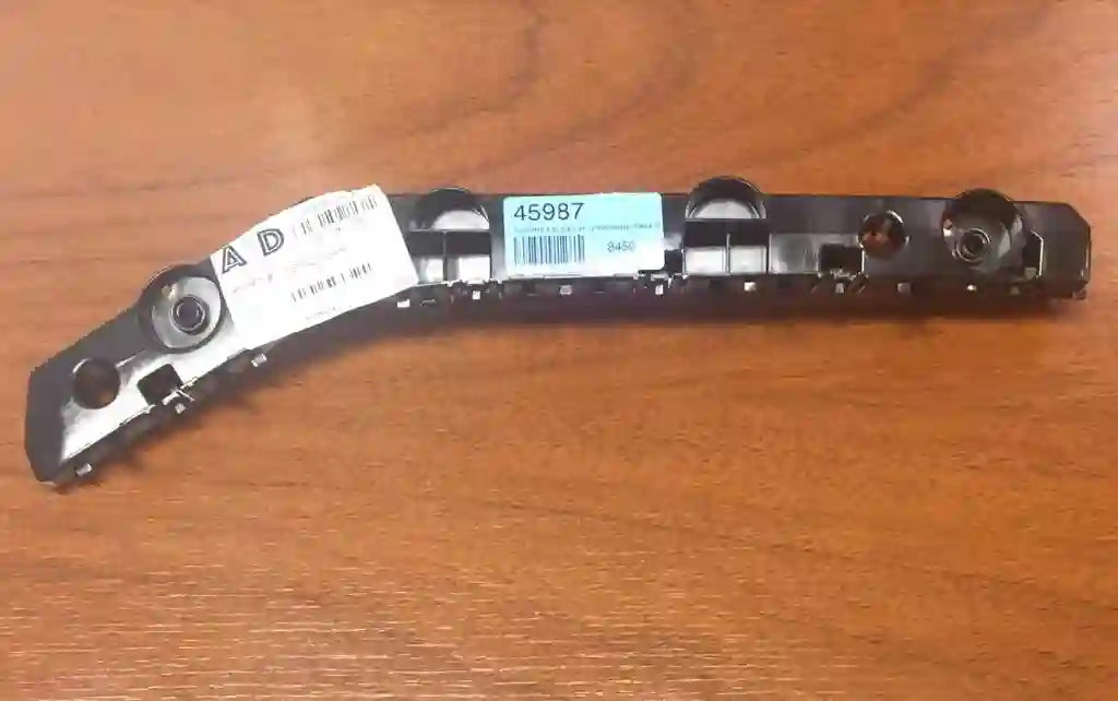Soporte de paragolpes trasero derecho