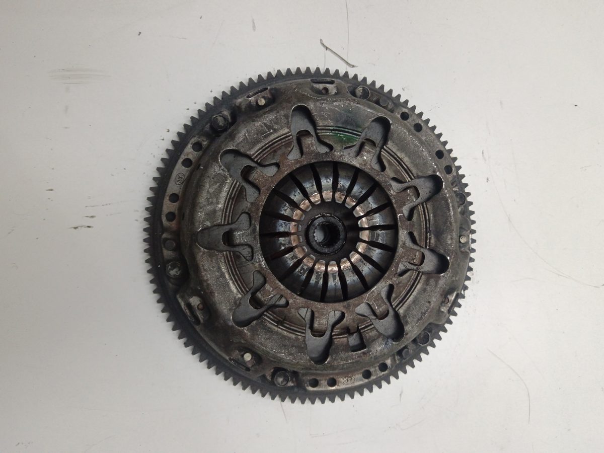 Volante Motor Suzuki Swift Berlina (MZ) 2005-2012 GL (5-ptas.) 1.5L 75kW