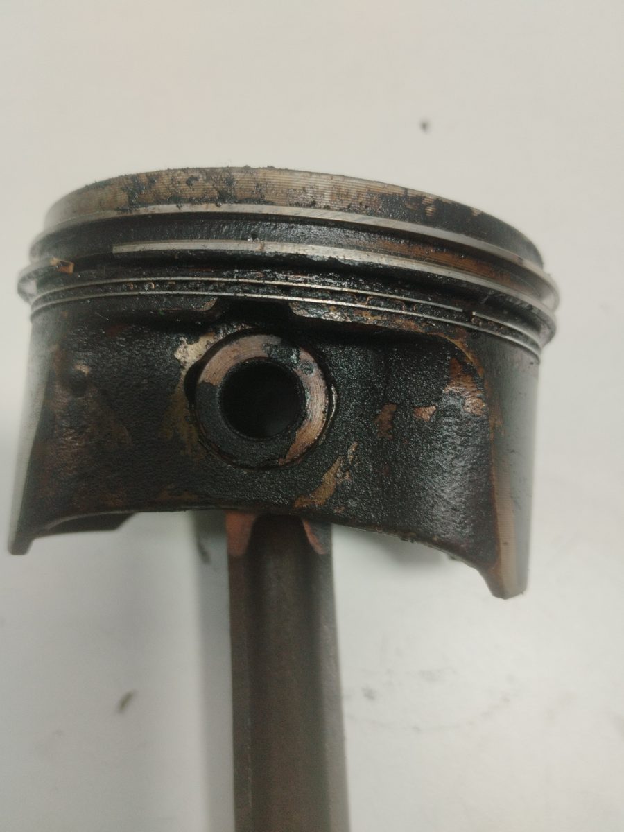 Piston Y Biela Ford Focus Turnier (CAK) 1998-2004 Ambiente 1.6L 74kW