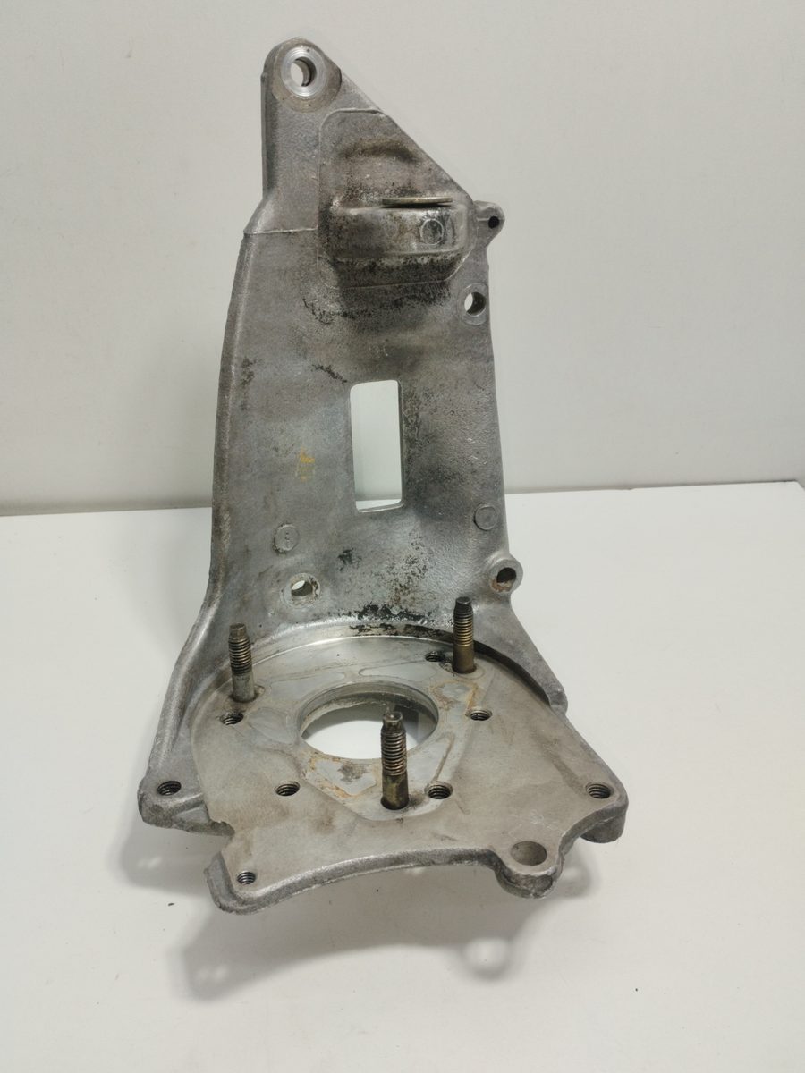 Soporte Bomba Inyeccion Citroën Xsara Berlina 1997-2005 1.9 D SX 1.9L 50kW