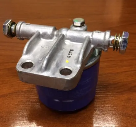 Soporte de filtro de combustible con filtro