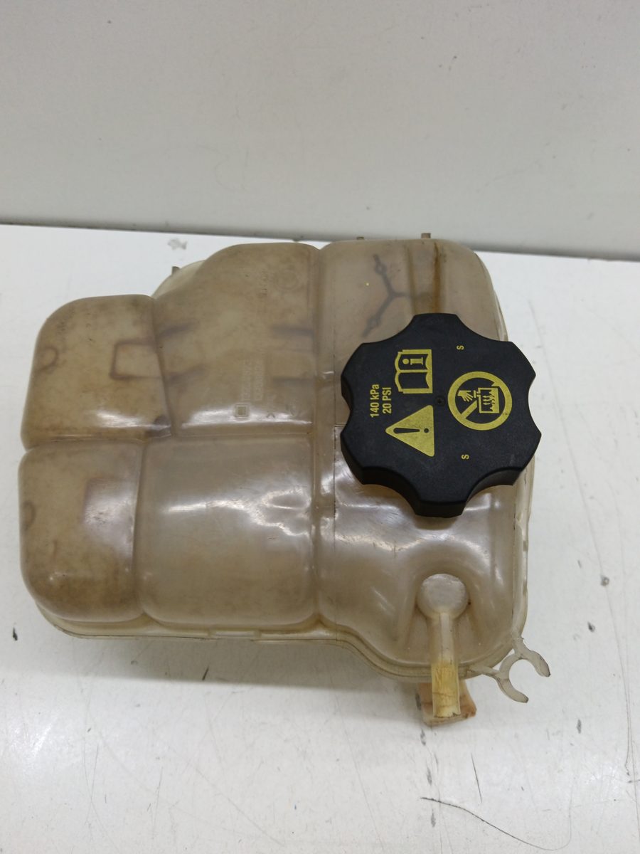 Deposito De Agua De Radiador Chevrolet Cruze 2009-2014 LS 2.0L 92kW 13256823