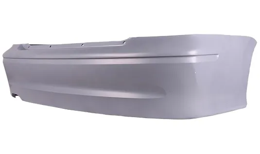 Paragolpes trasero