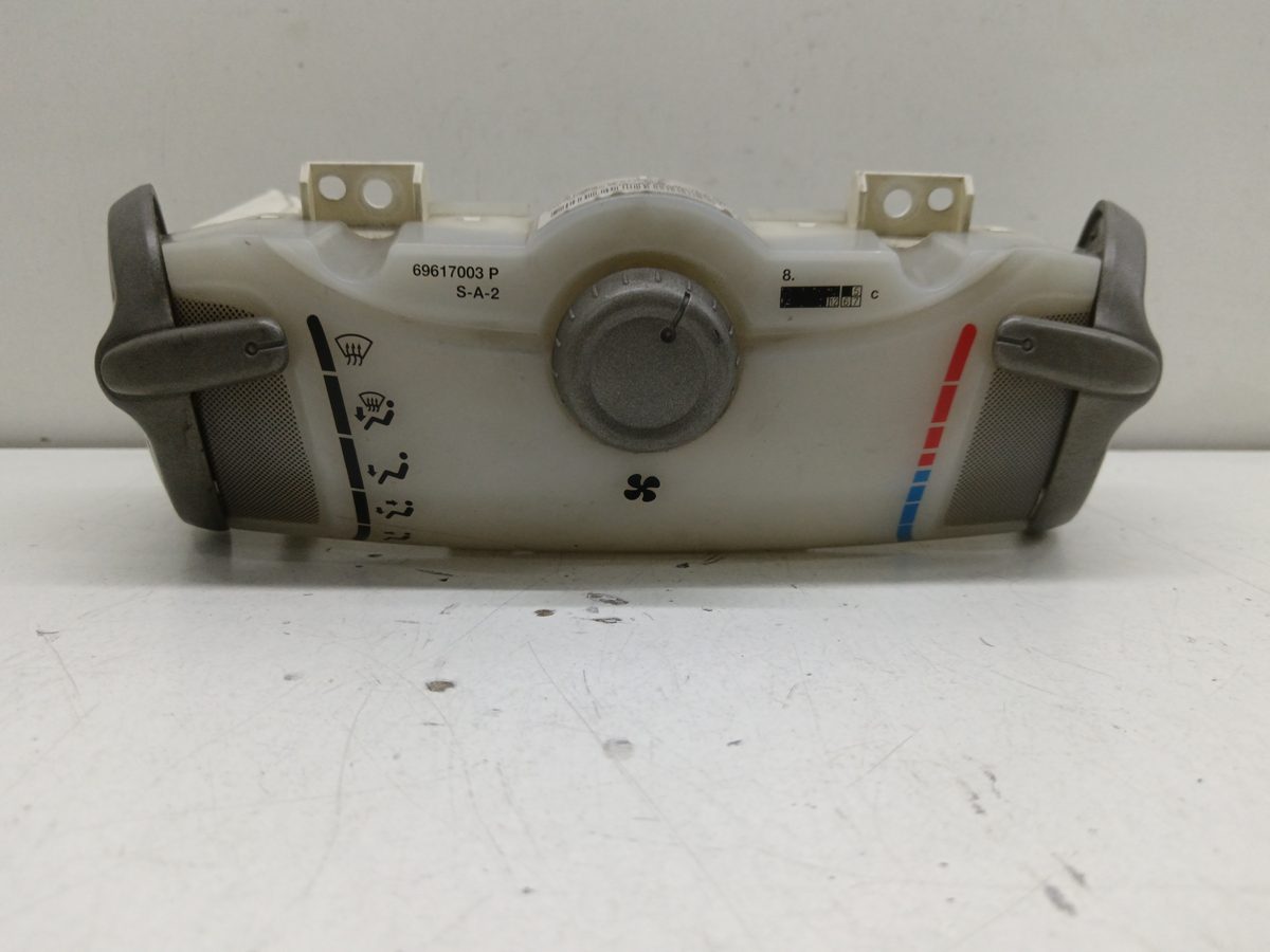 Comandos De Calefacción Peugeot 107 2005-2014 Básico 1.0L 50kW 559000H010