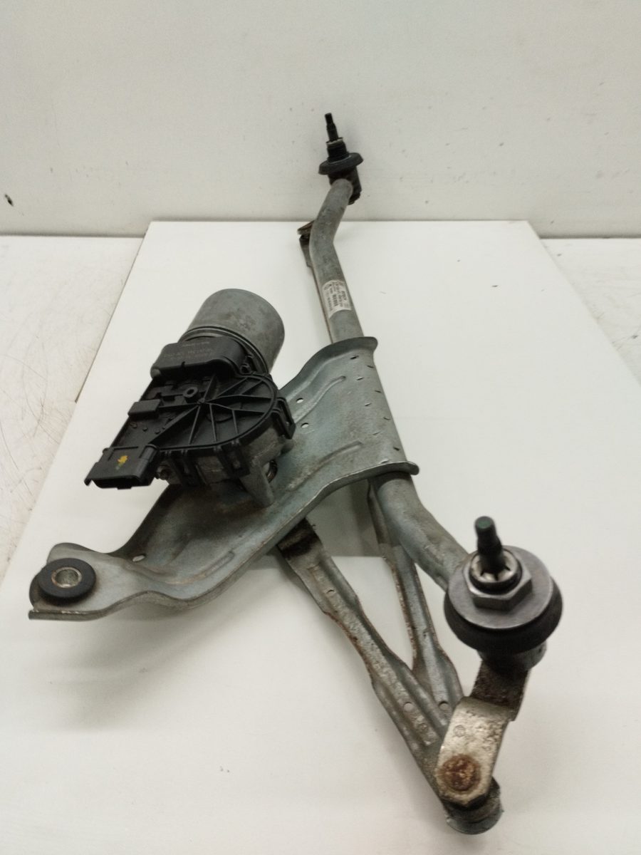 Motor Limpia Delantero Renault Sandero 2012-Actualidad Ambiance 1.2L 54kW 039241544