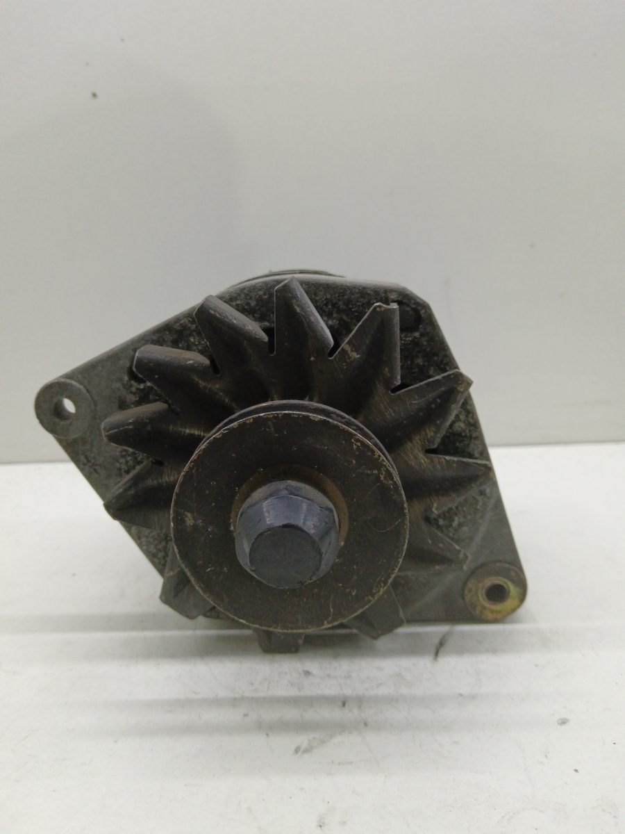 Alternador Lada Niva ( 2121 / 21213 / 21214 / 21215 ) 1979-2013 1.9 Diesel A13N107