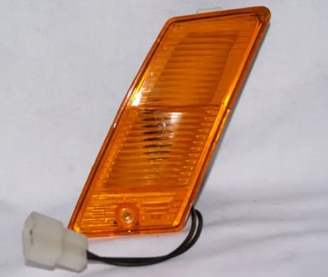 Faro de guardabarros delantero izquierdo