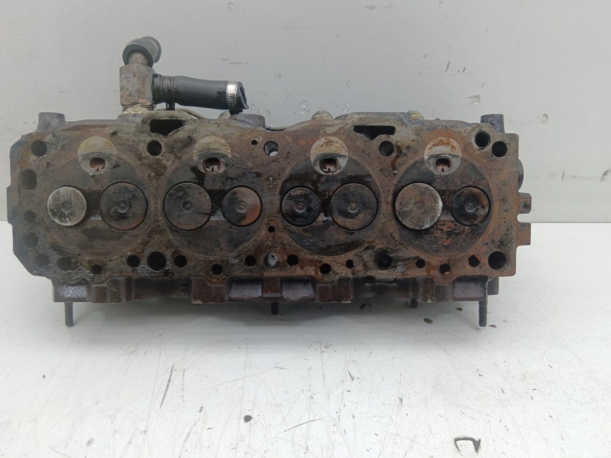 Tapa De Cilindros Nissan Pick-up (Y720) 1982-Actualidad Pick Up King – Cab 2.3L 51kW