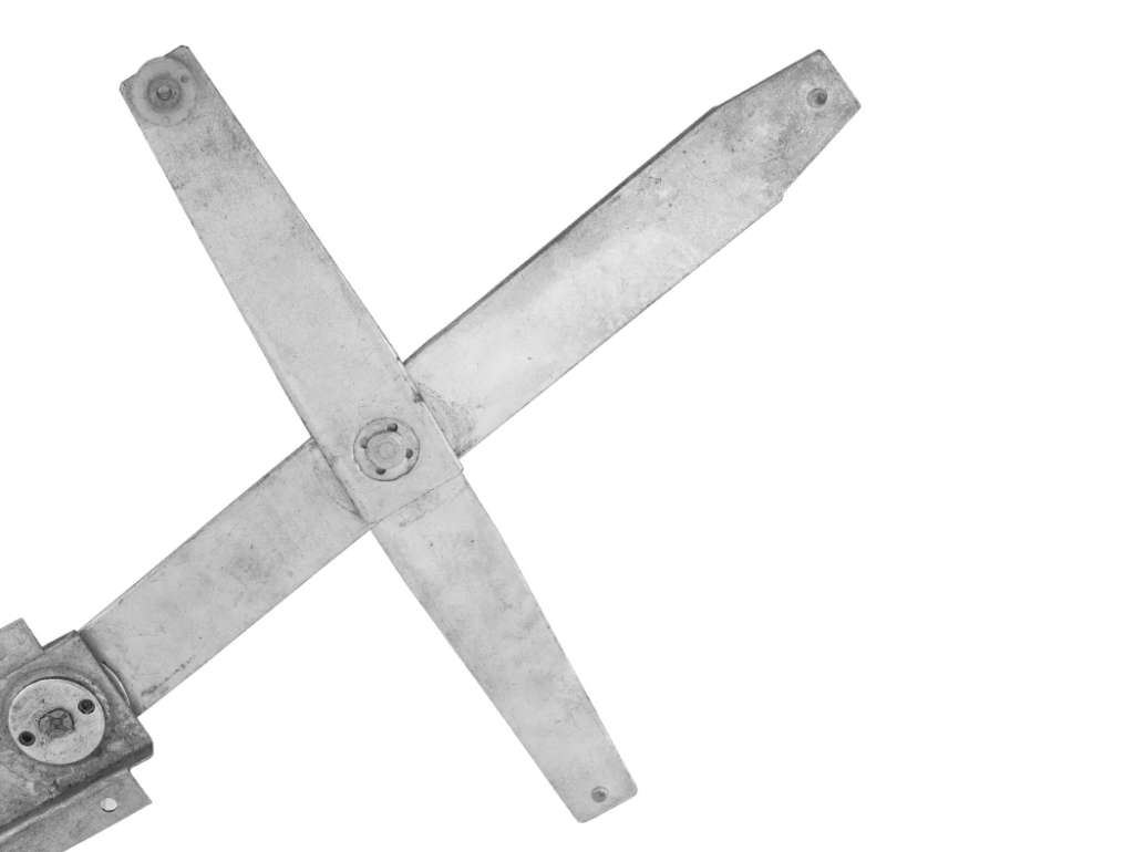 MAQUINA LEVANTA CRISTAL FO CORCEL BRAZO DER