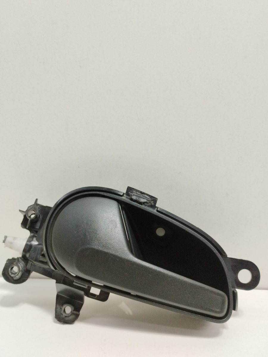 Manija Interior Delantera Izquierda Volkswagen Up! (121) 2011-2016 * 1S0837113