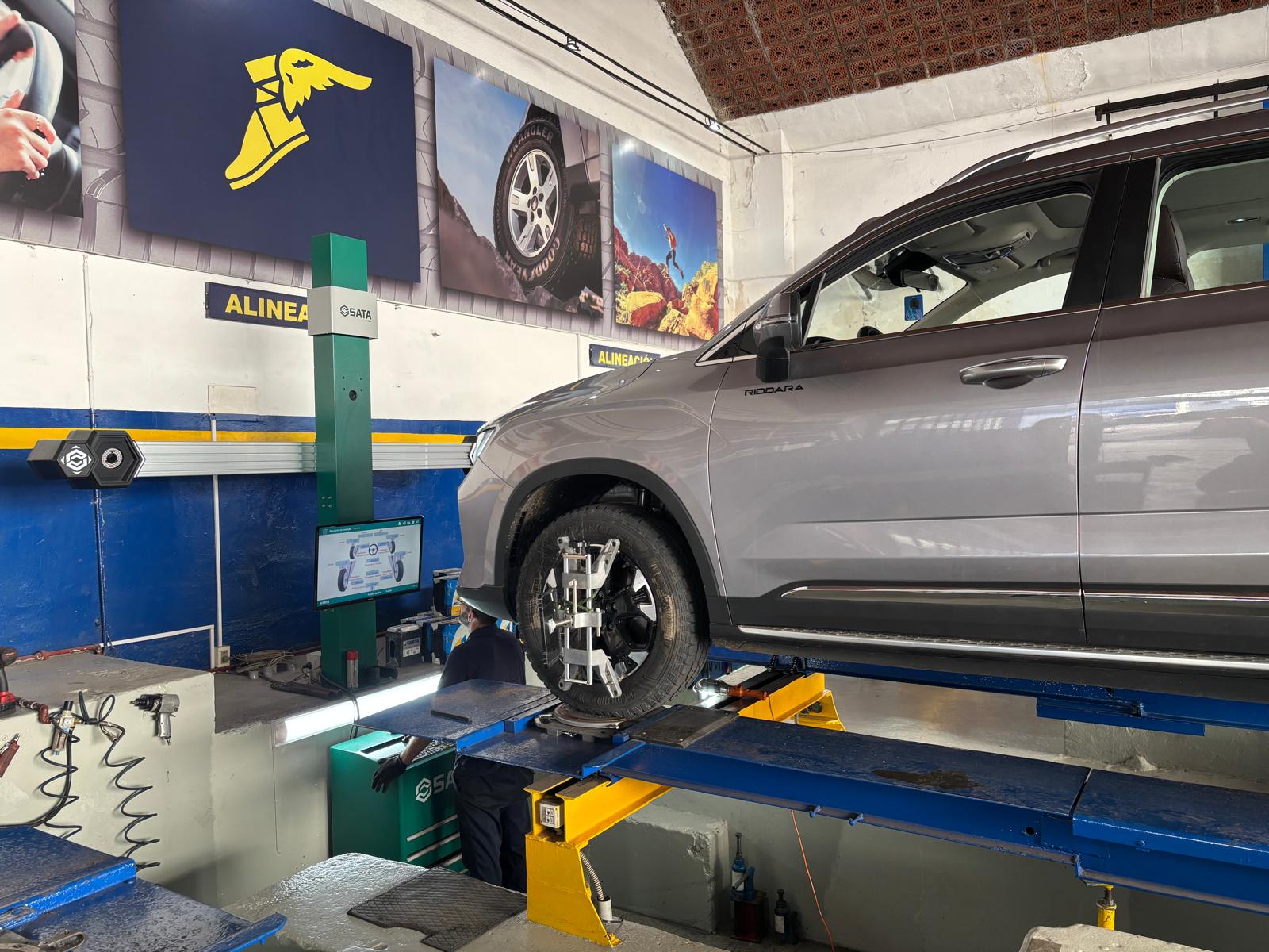 Alineación tren delantero camioneta Pick UP y SUV R17 en adelante