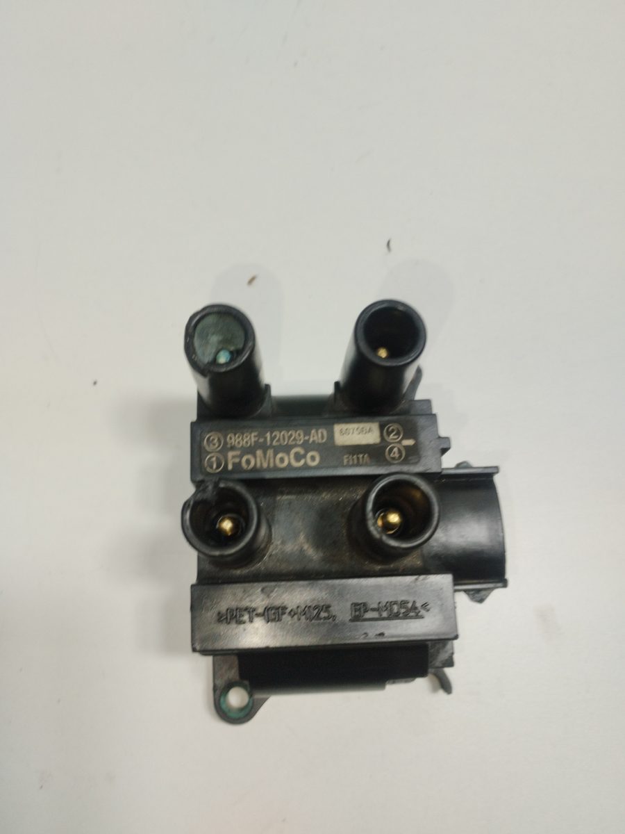 Bobina Encendido Ford Focus Turnier (CAK) 1998-2004 Ambiente 1.6L 74kW 988F12029