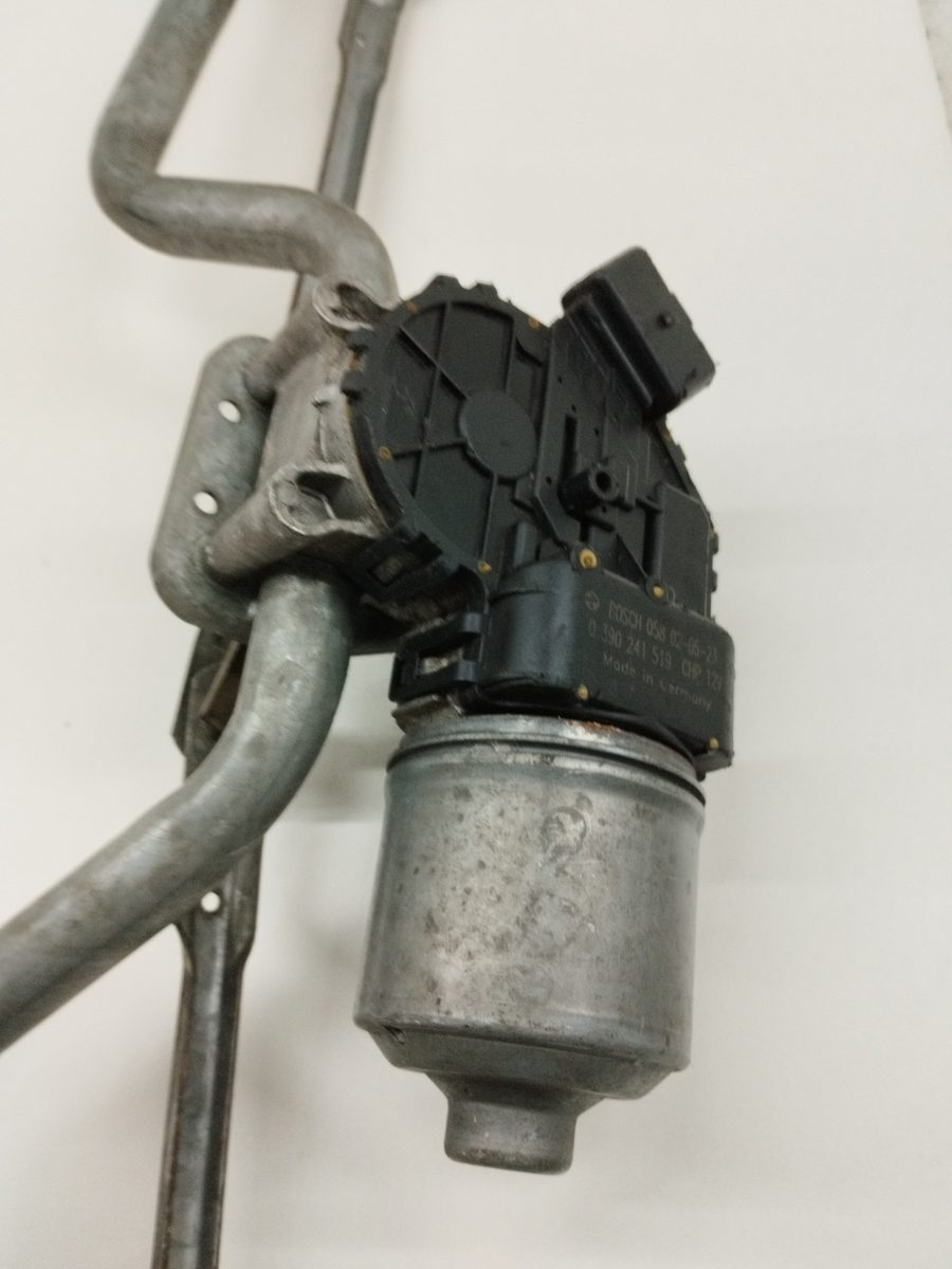Motor Limpia Delantero Renault Clio Ii Fase Ii (B/CB0) 2001-2013 1.5 dCi Diesel 0390241519